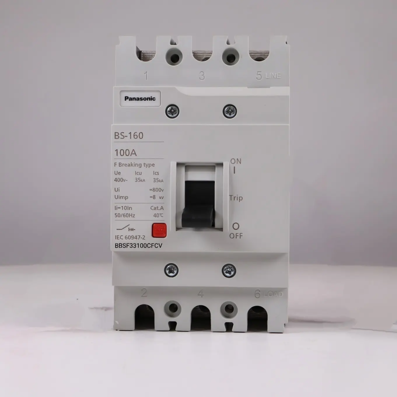 Cầu dao đóng ngắt mạch điện tự động MCCB